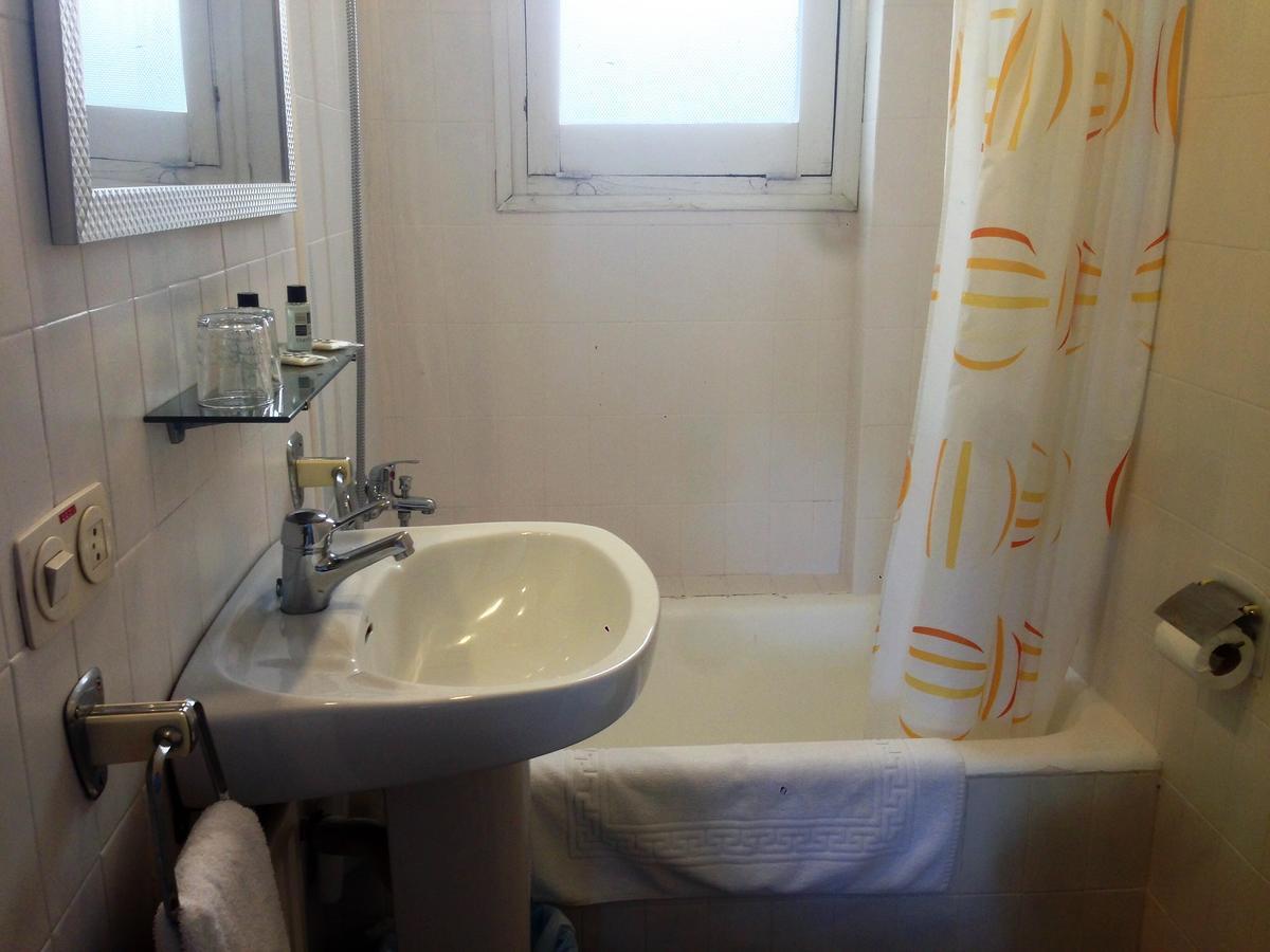 Hostal La Marina Platja d'Aro Exteriör bild