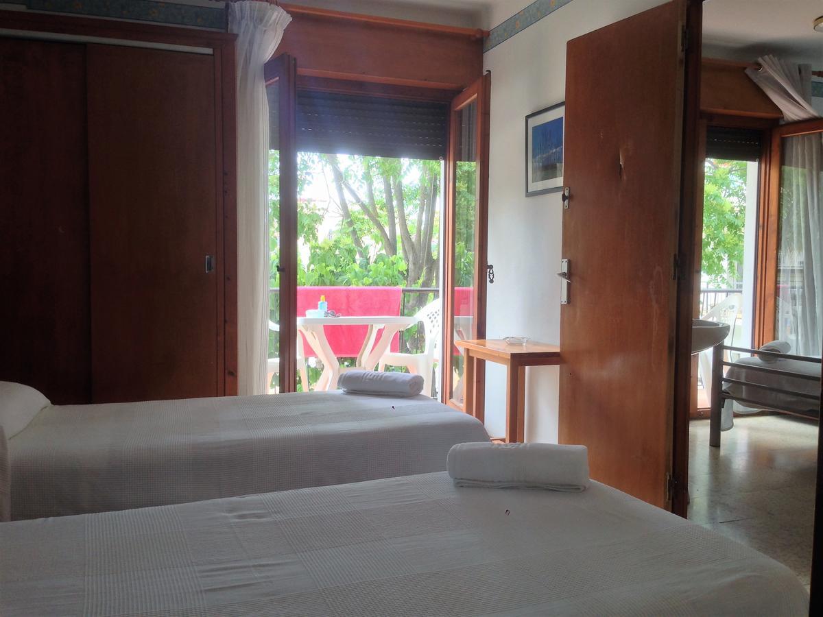 Hostal La Marina Platja d'Aro Exteriör bild