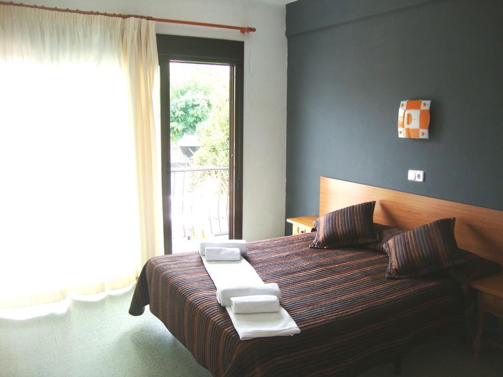 Hostal La Marina Platja d'Aro Rum bild